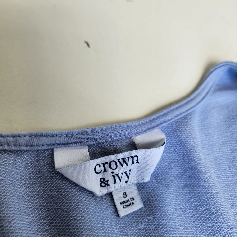 Crown & Ivy Women's Blue Dress Tiered Boho Babydoll V-Neck $59.50 Sz S